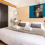 Au Qui Dort - Magasin Lägenhet