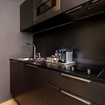 Au Qui Dort - Magasin Lägenhet